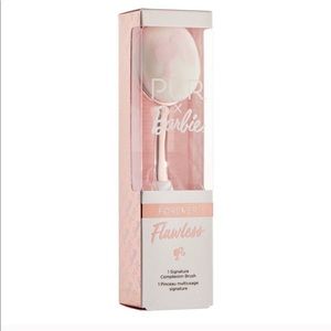 PÜR X Barbie Forever Flawless Signature Brush RARE